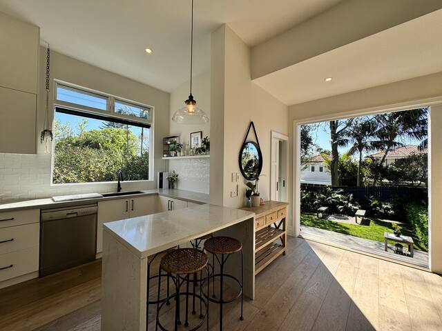 Coastal Style Home Walk to Beach Shops Restaurants