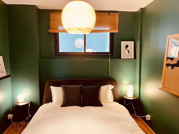 CHambre avec lit 160