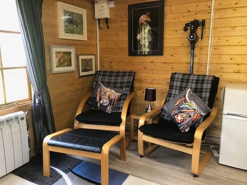 Successful Airbnb property: Squirrels Leap in Urquhart And Glenmoriston