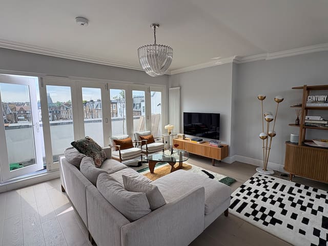 Notting Hill Luxury Home • Private Terrace