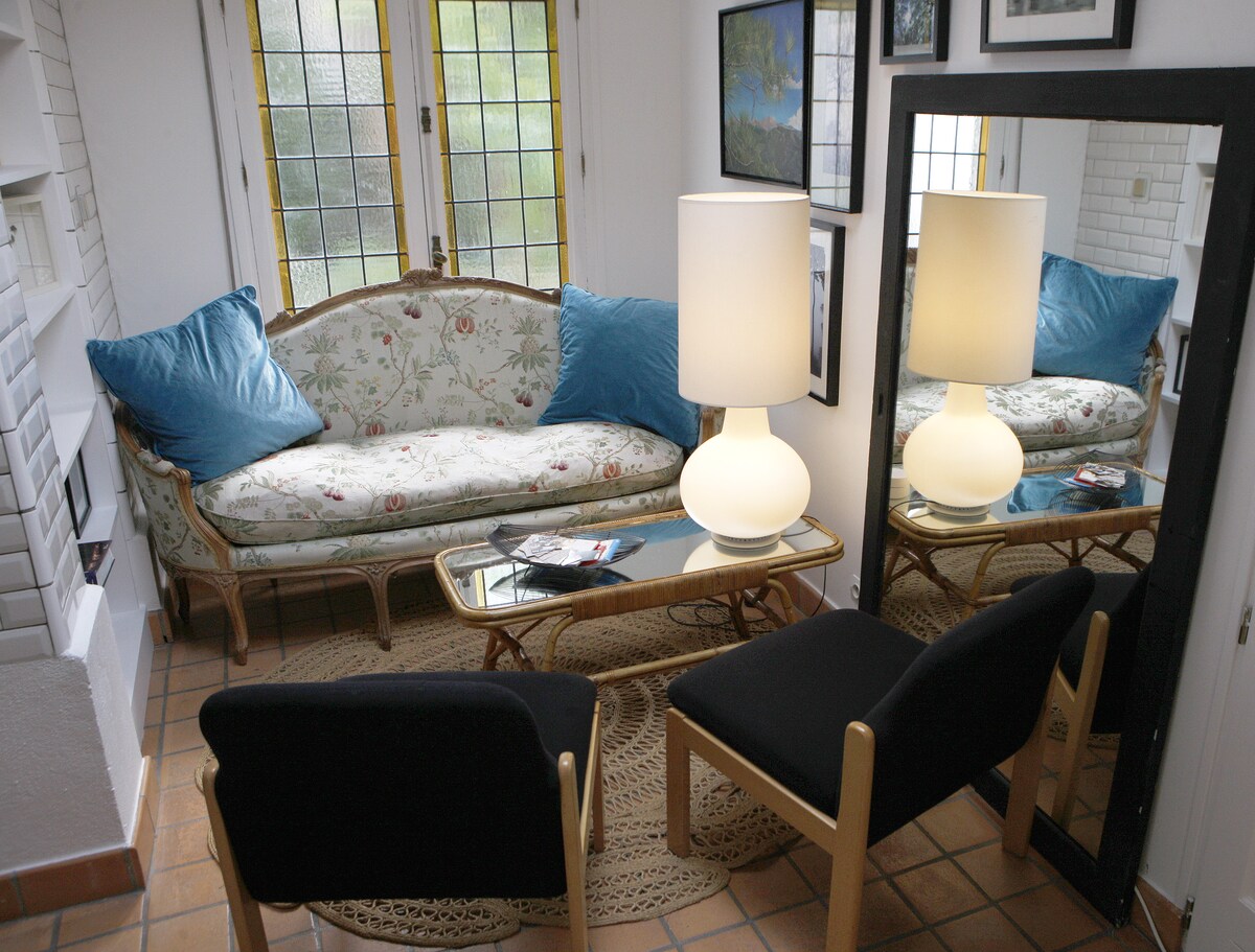 Popular Airbnb listing: House near Paris Expo Porte de Versailles in Vanves