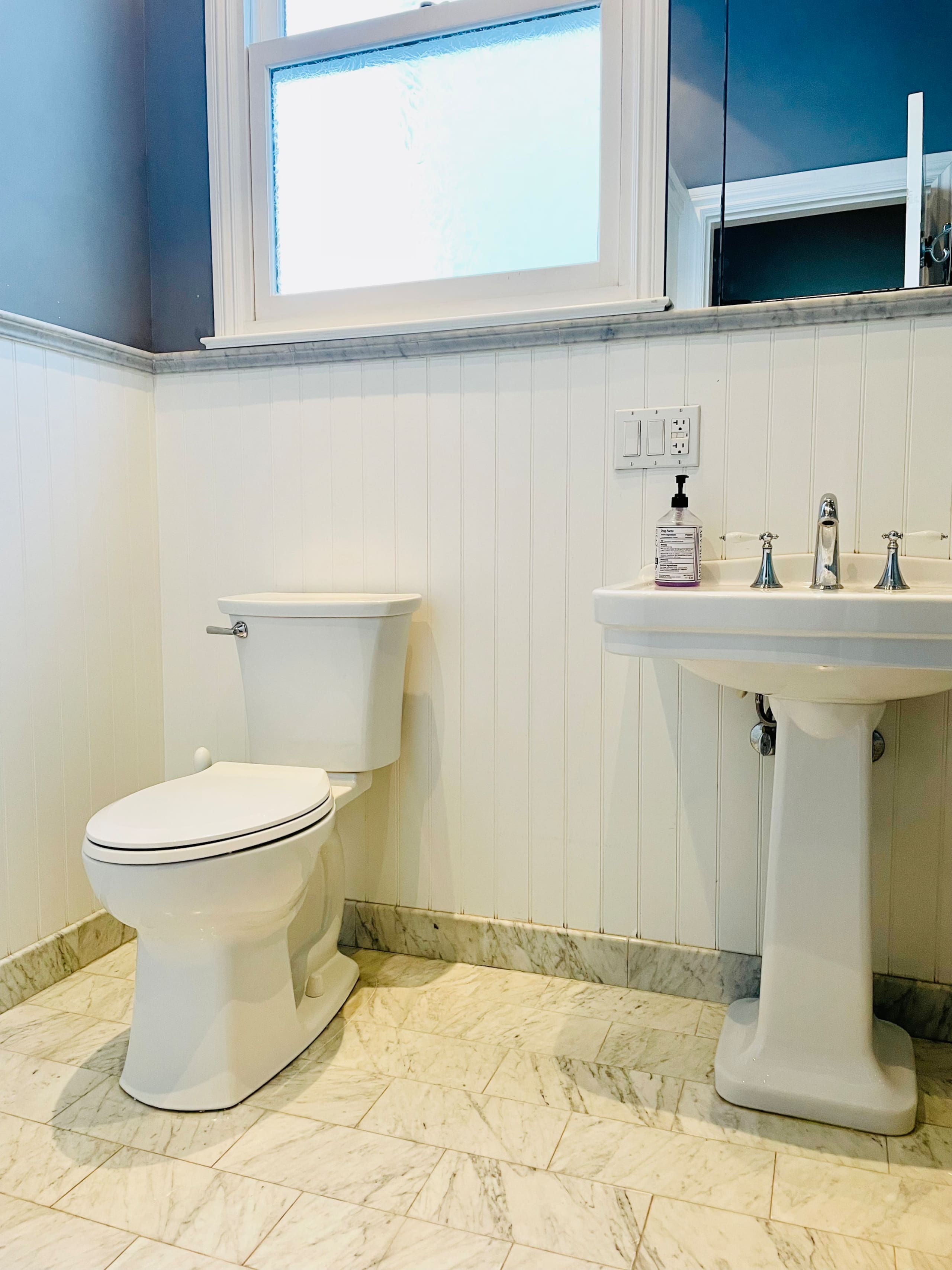 Home in San Francisco · ★4.97 · 3 bedrooms · 4 beds · 1.5 baths - Image 17
