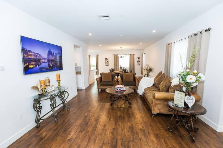 Brand New Luxury Home – 4 Bed 3 Bath