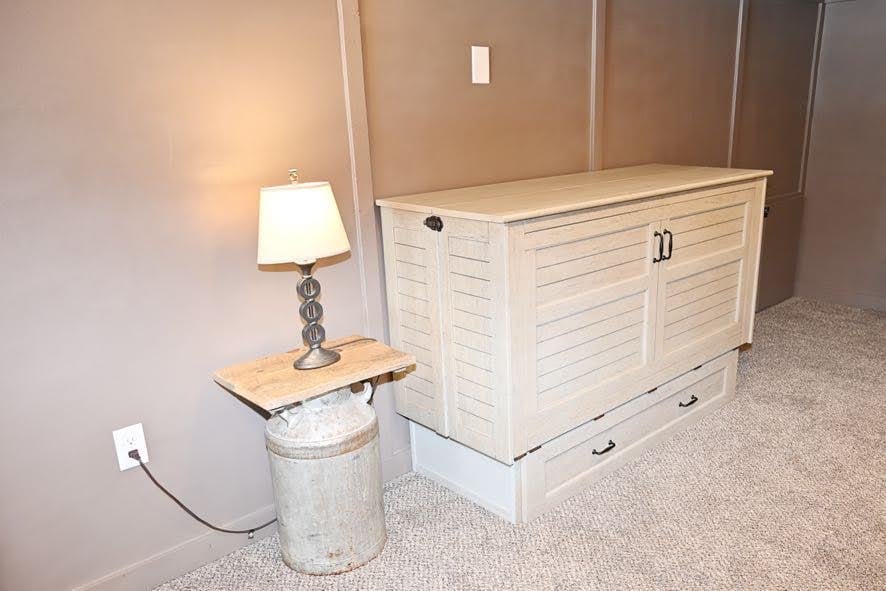 Креветот на поткровјето не е распореден.