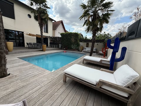 Villa Toulouse heated indoor pool 5x2m