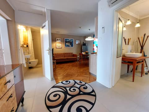 Top Airbnb: BY THE SEA AP 2 in Grad Cres