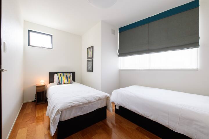 Free Parking/Sangen-jaya Sta/3Bdrms! gallery image 2