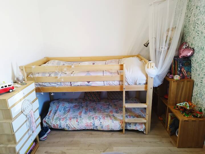 غرفة النوم 2