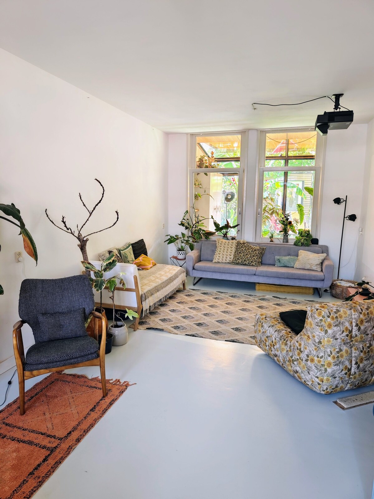 Popular Airbnb listing: House in peaceful and booming North in Amsterdam