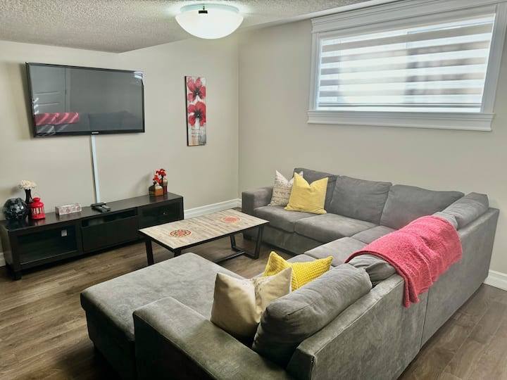 Cozy 2 Bedroom Private Basement Suite. - Fort McMurray