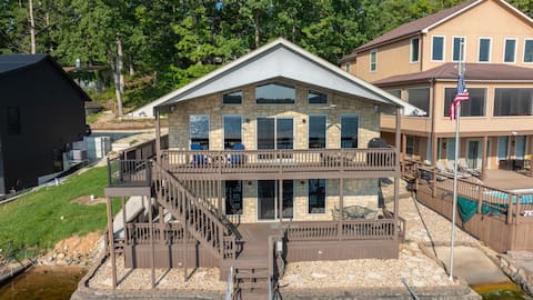 Casa Del Lago: Lakefront 3 BR/3 BA w/ private dock