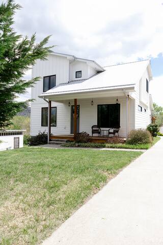 Near downtown AVL, great for families