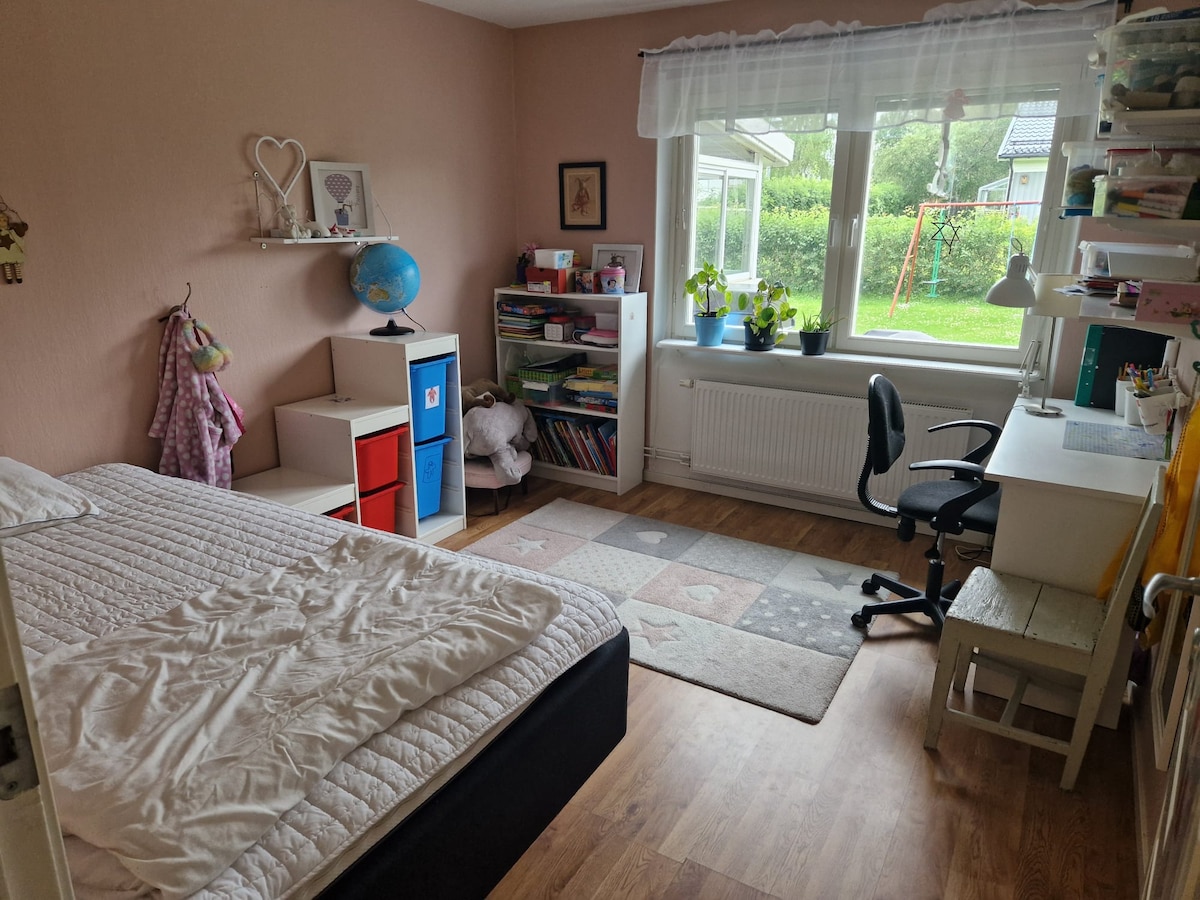 غرفة النوم 2