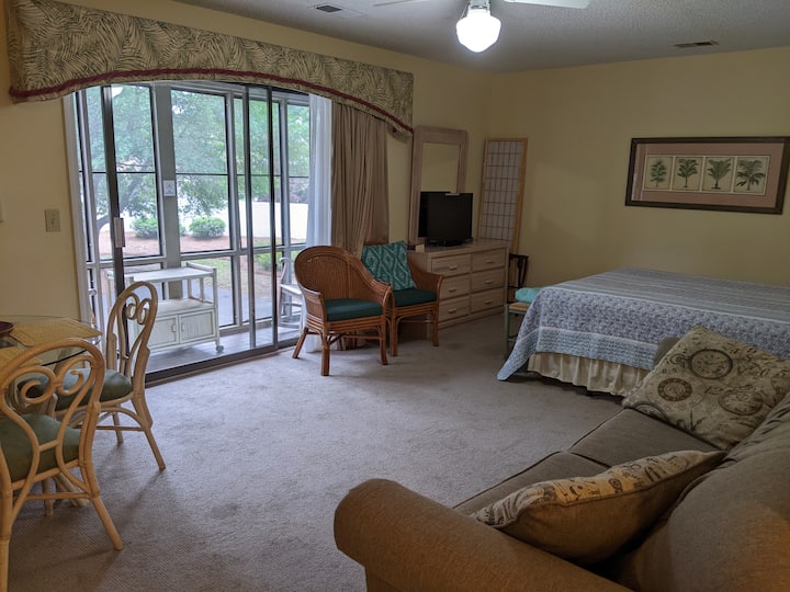 Mini Suite On Golf Course - 3 Minutes From Beach - Sunset Beach, NC