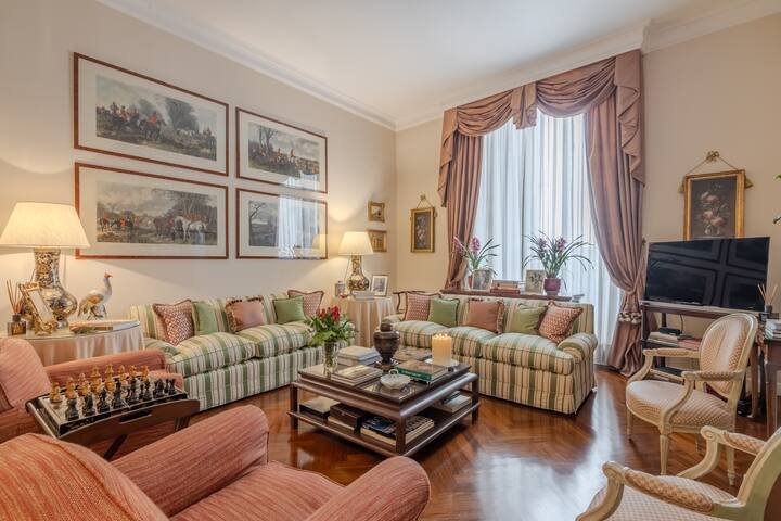 Colonna Traiana by the View Experiences gallery image 4