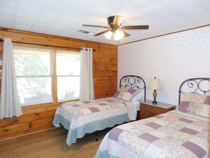 غرفة النوم 2