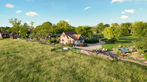 English Cottage in the Ozarks