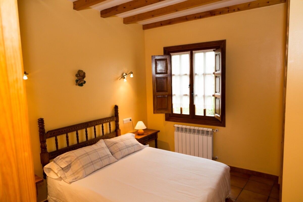 საძინებელი 1