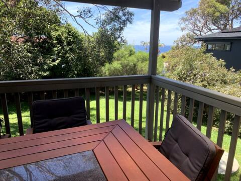 Mystery Bay Pet-Friendly Seaviews