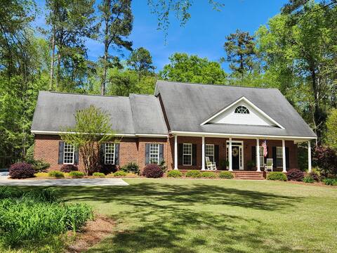 Masters rental- scenic 8 mi. from the tournament.