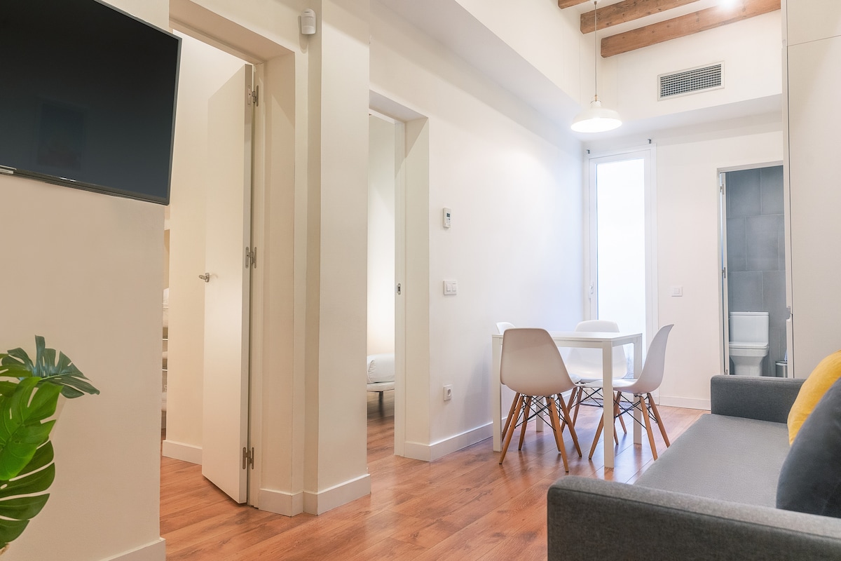 Airbnb performant: Vibe | Standard Apartment à L'hospitalet De Llobregat