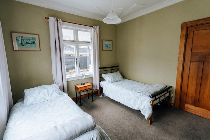 საძინებელი 3