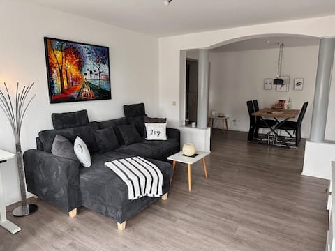 Popular Airbnb listing: Colani Lounge - modern, secure apartment & parking in Baden Baden