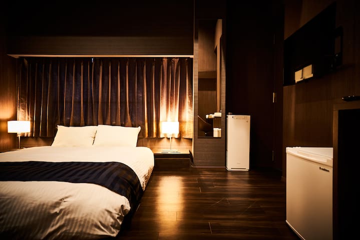 &And Hostel Hommachi East managed Airbnb listing 2