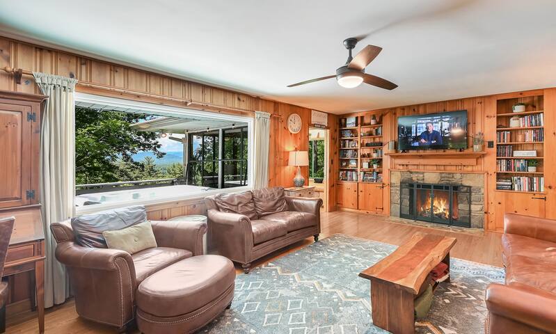 Gorgeous Views! Great Location-Spa-Dreamy Porch! gallery image 3