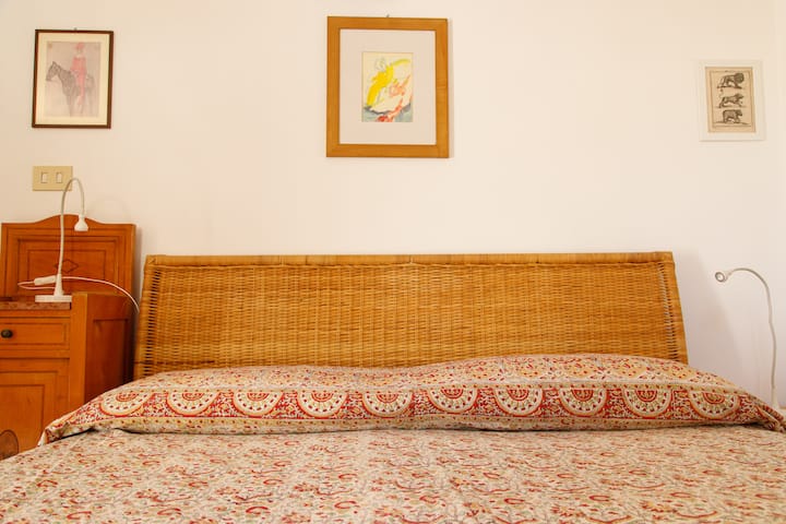 غرفة النوم 1