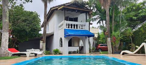 Beach House in Guarujá (14 people)