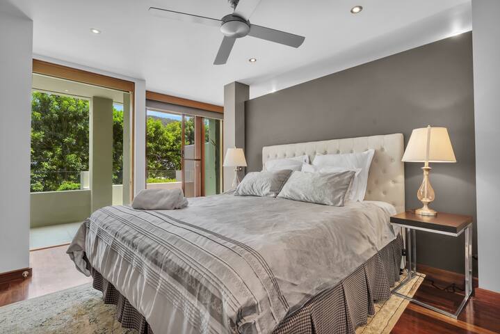 Entire Villa – The Lakes Coolum 35 gallery image 5