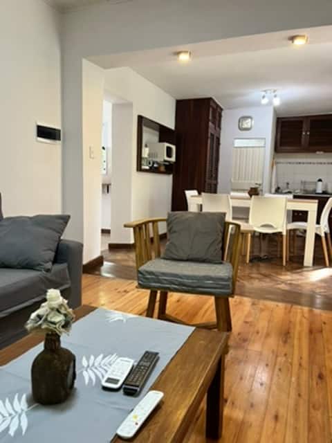 Successful Airbnb property: House facing the Gualeguaychú River in Entre Ríos
