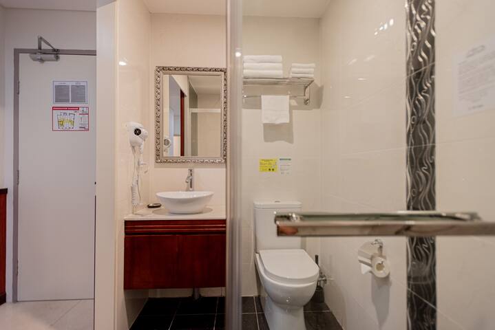 Family standard room gallery image 5