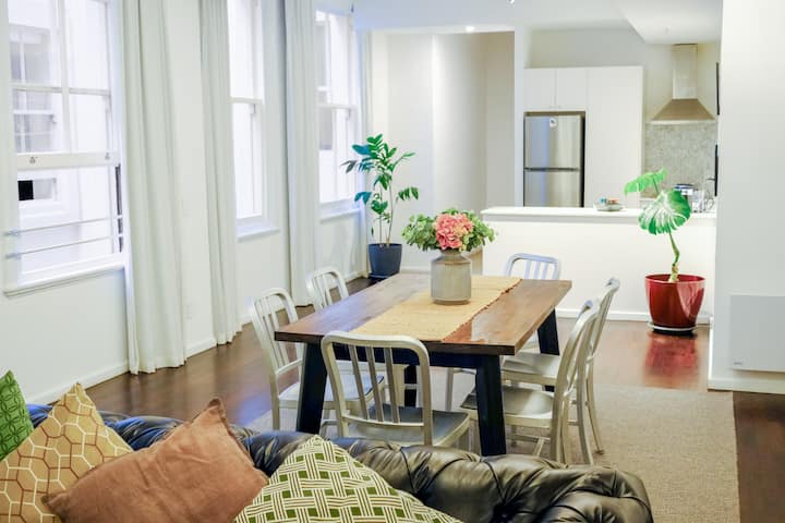 Large 3 Bedroom Apartment On High St. C.b.d. - Auckland