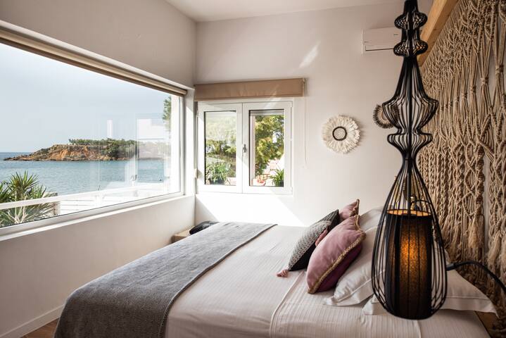 Villa Domus Aqua on the beach of Glaros gallery image 2