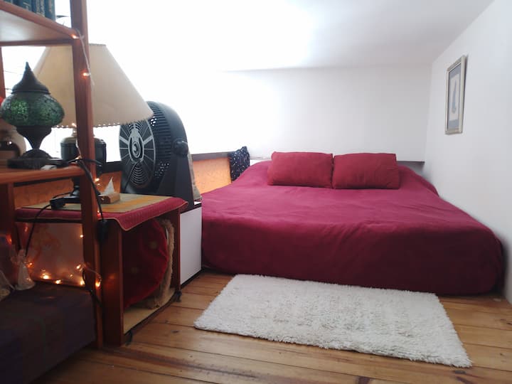 Piso Compartido Con Entrepiso Sol 11 Home Bee - Buenos Aires