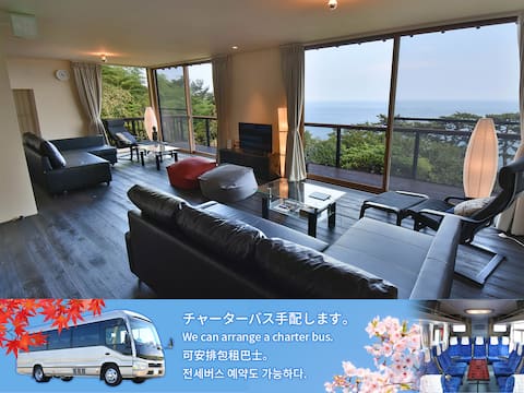 A panoramic of the sea and the starry sky of Izu.BBQ on a scenic wooden deck.Onsen, Izu Kogen, Shimo