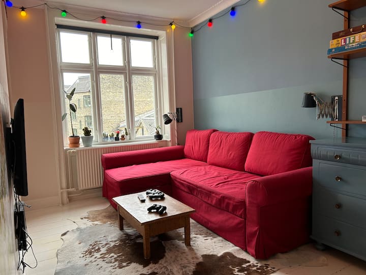 sala de estar del cuarto piso /sala de jóvenes/ jugadores - cama de 160 cm