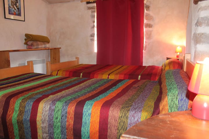 غرفة النوم 2