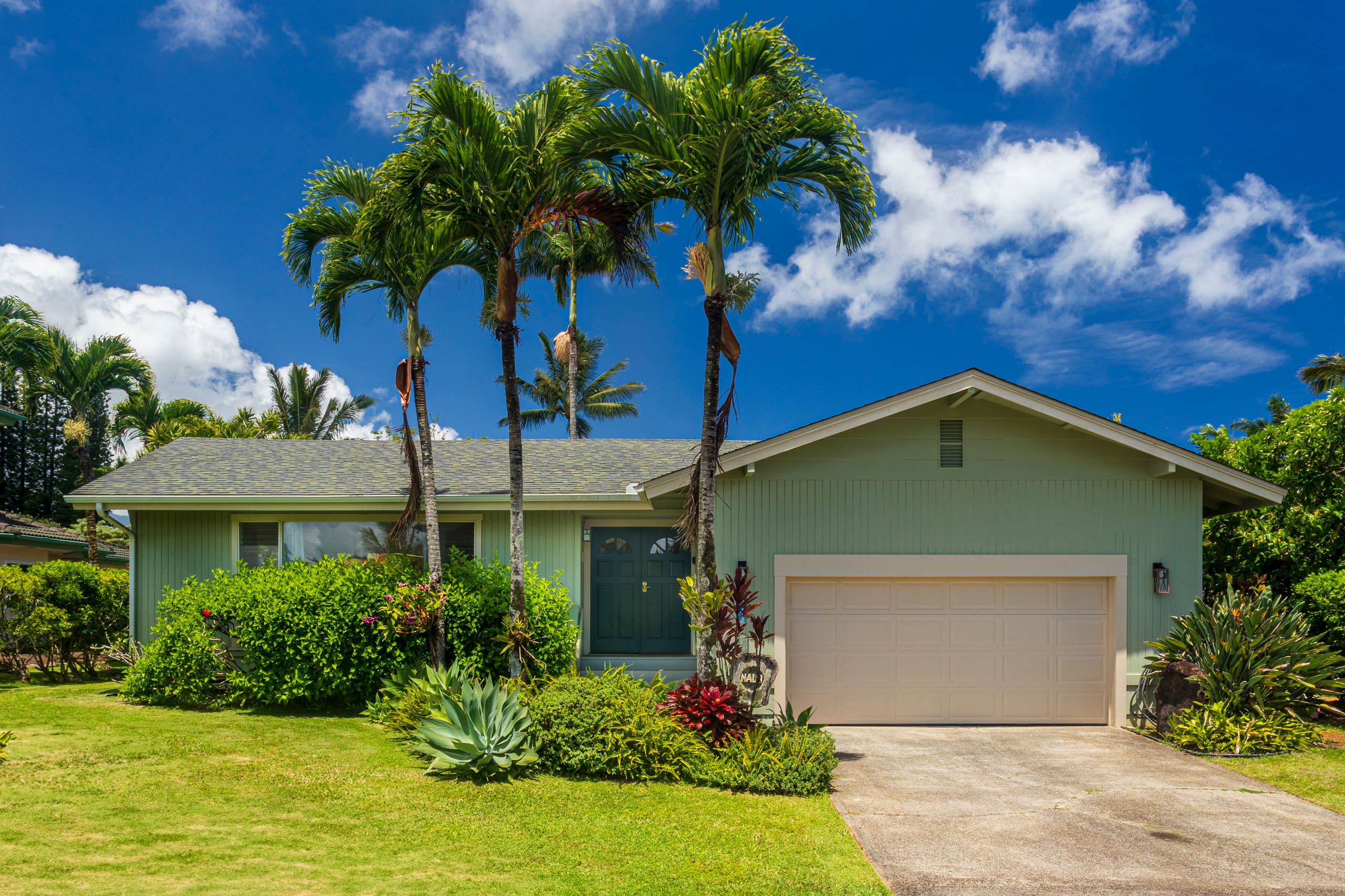 Private, 2 bdr Hawaiiana Charmer ~ Bonus Room avl - Image 1