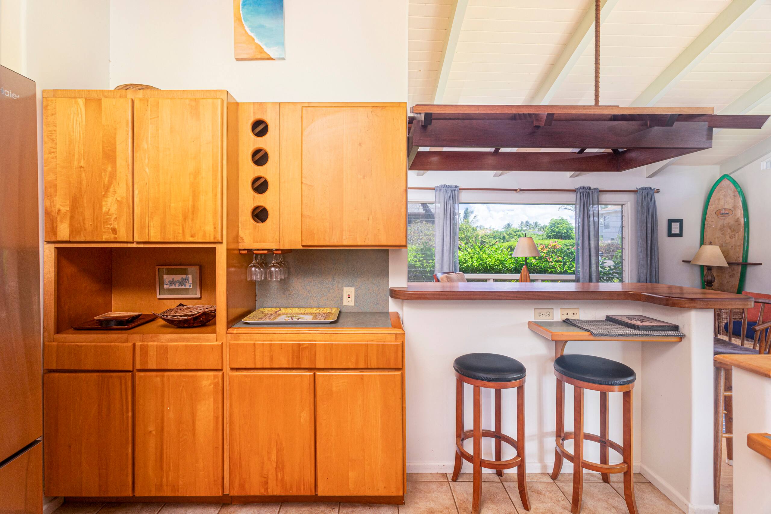Private, 2 bdr Hawaiiana Charmer ~ Bonus Room avl - Image 8