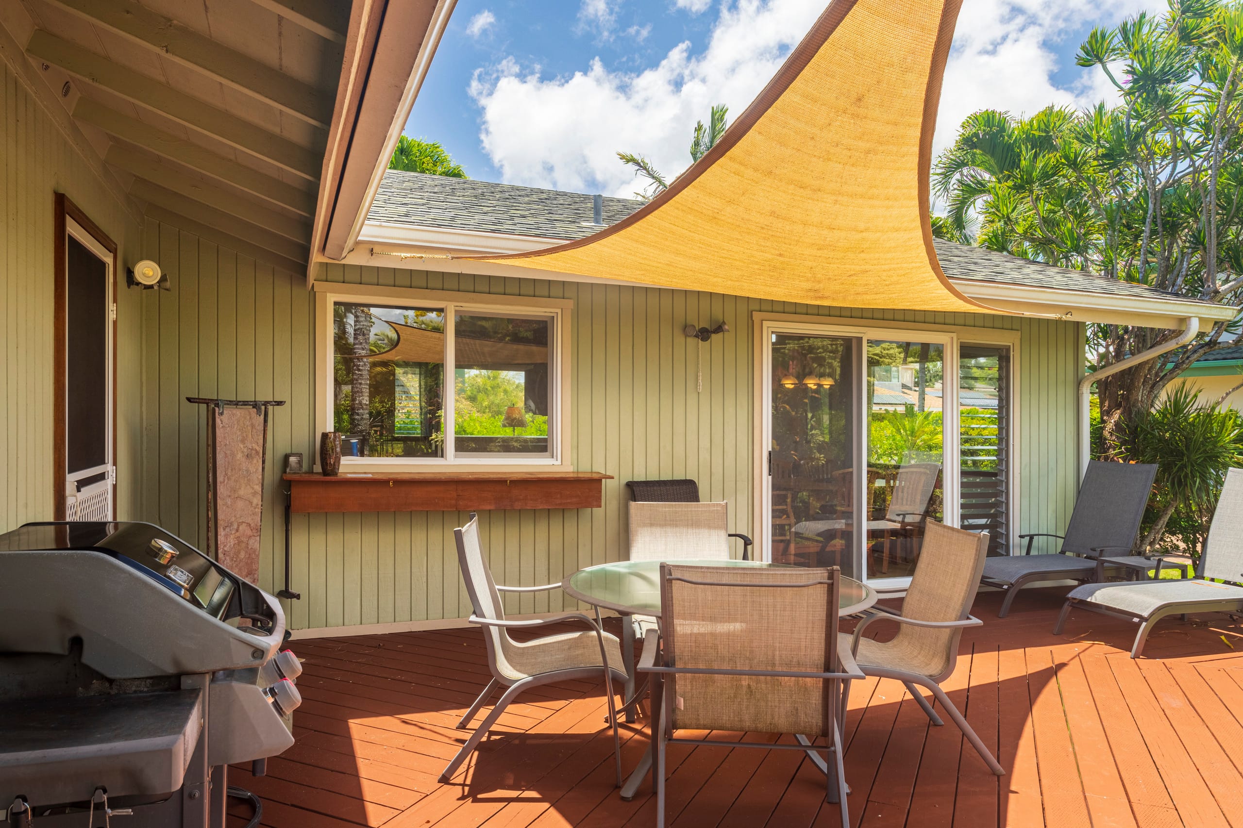 Private, 2 bdr Hawaiiana Charmer ~ Bonus Room avl - Image 33