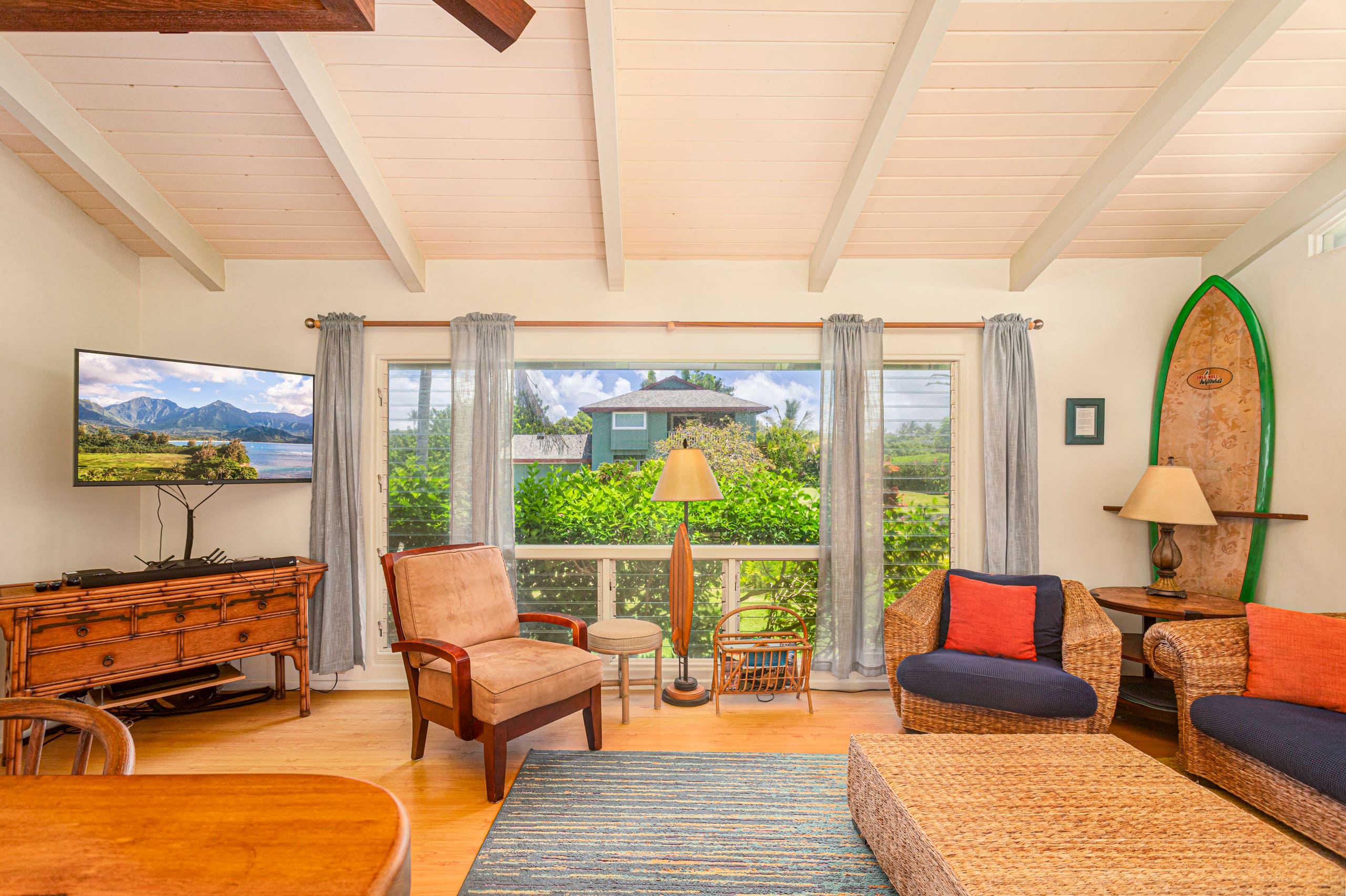 Private, 2 bdr Hawaiiana Charmer ~ Bonus Room avl - Image 5