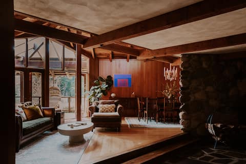 'Magical' Mid-Century Estate [27 Acres, Sleeps 12]