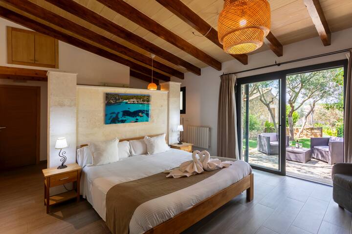 Weddings and events in Es Racó de Maria! gallery image 3