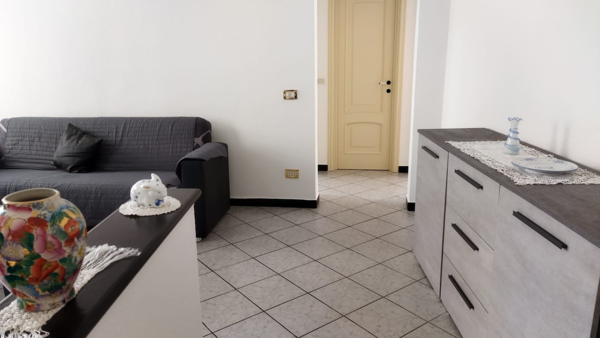Top performing Airbnb: 2 bedrooms 5 beds 2 bathrooms in Chiavari