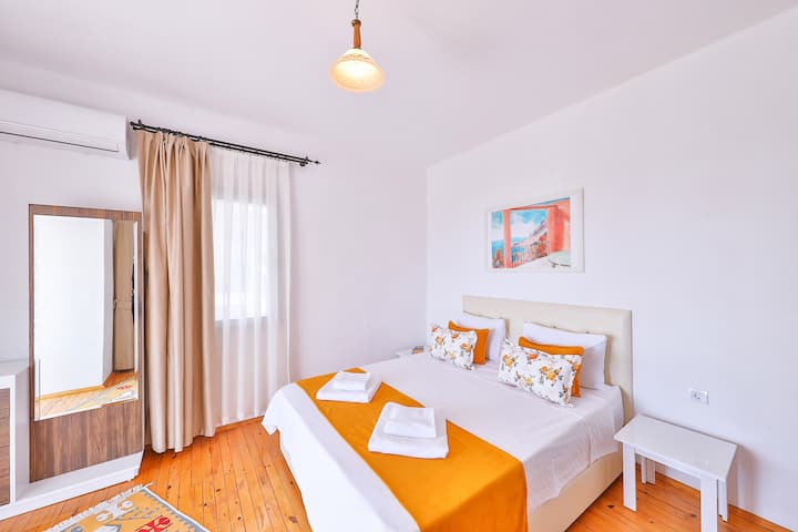 Спалня във вила Asfina Kalkan