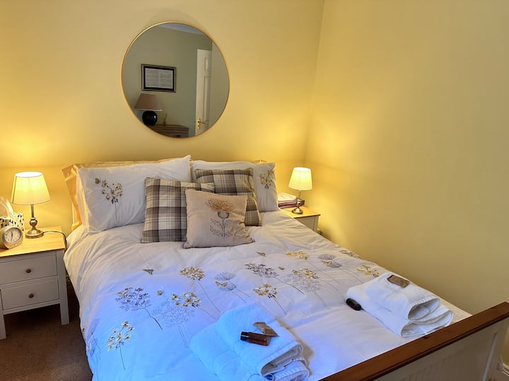 חדר שינה זוגי (למטה)