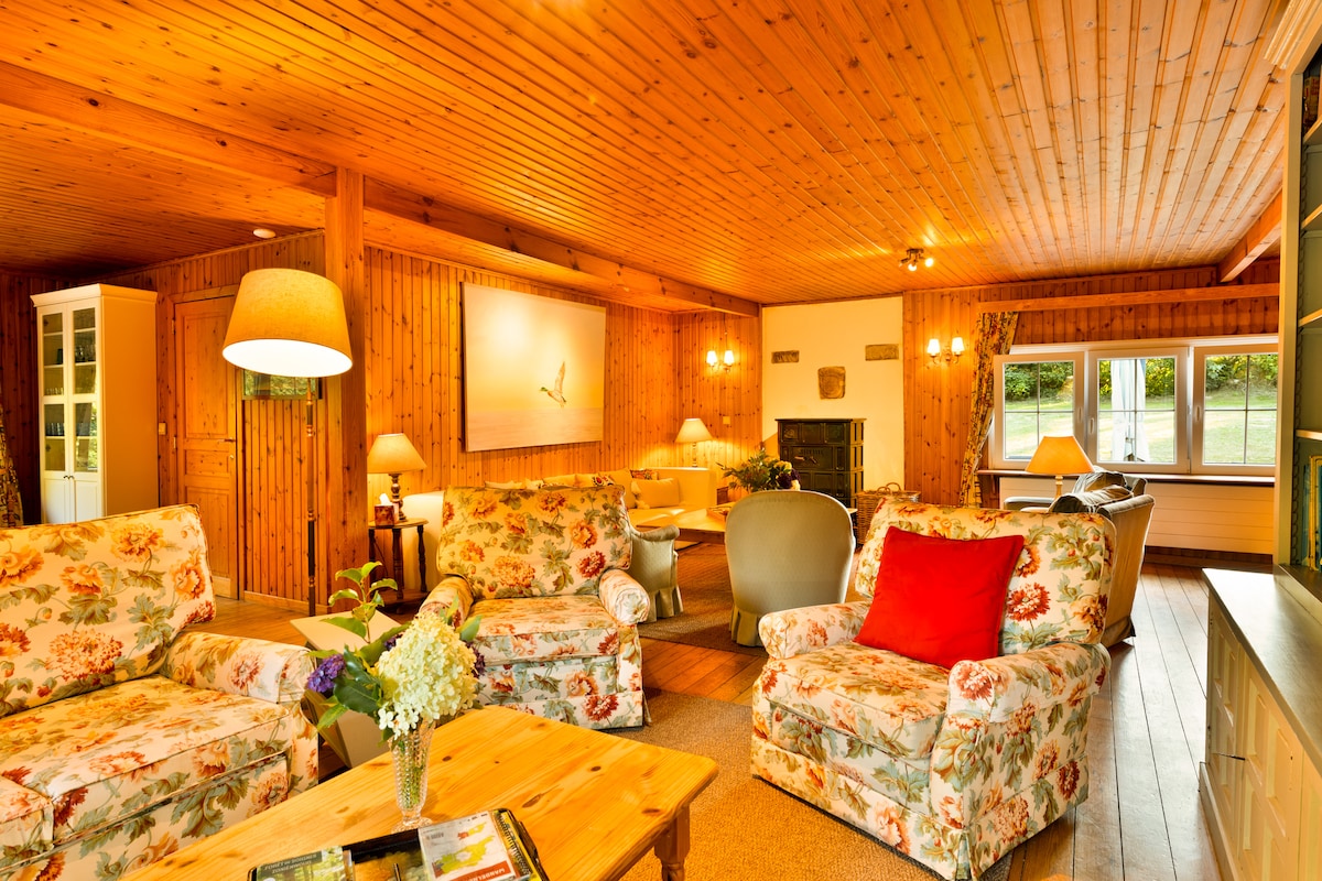 Successful Airbnb property: Cottage at the countryside with garden and tennis in Vlaams Brabant